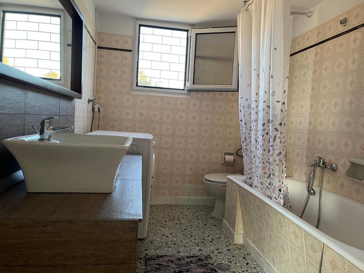 Athens Riviera: 2 Bed / 3' Walk From The Beach Αγία Μαρίνα Εξωτερικό φωτογραφία